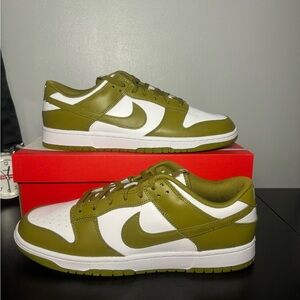 Nike dunk low pacific moss size 13